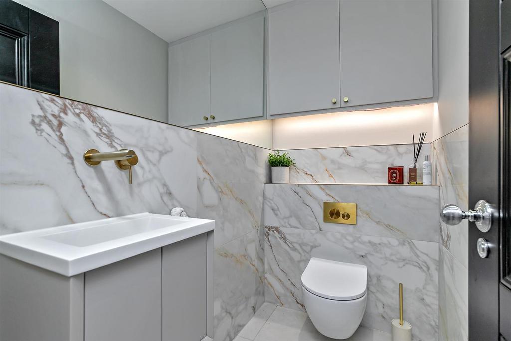 1 Ellenbrook Cres-24.jpg