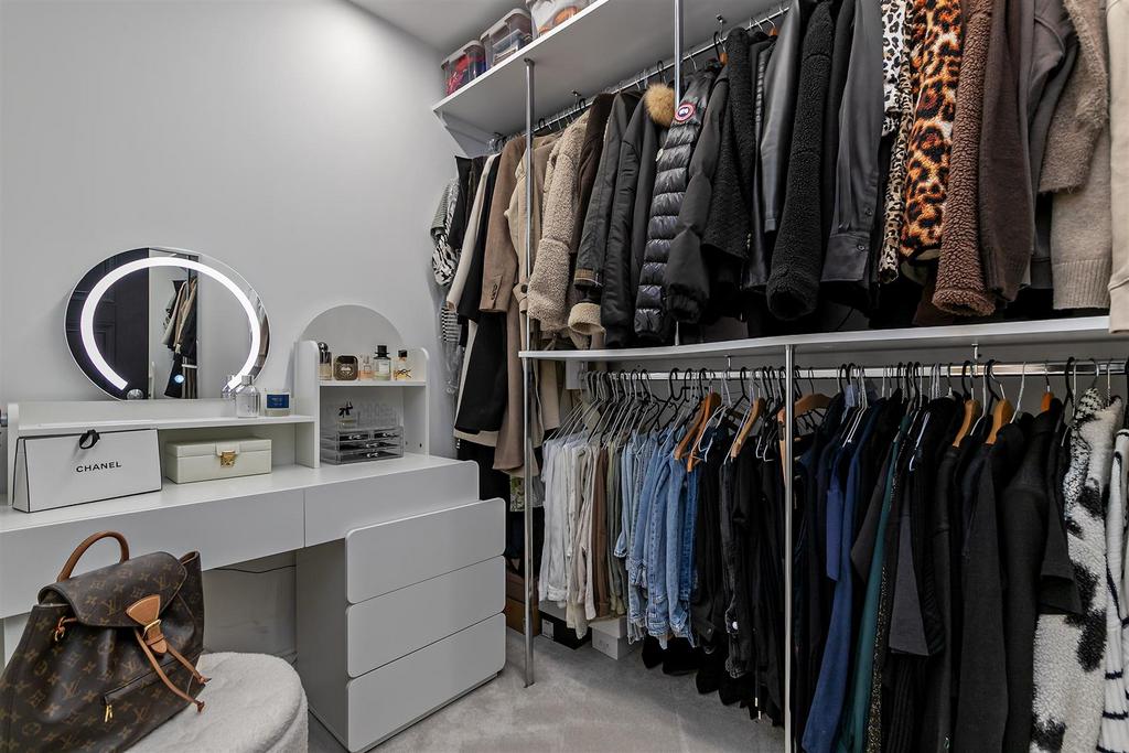 1 Ellenbrook Cres-87.jpg