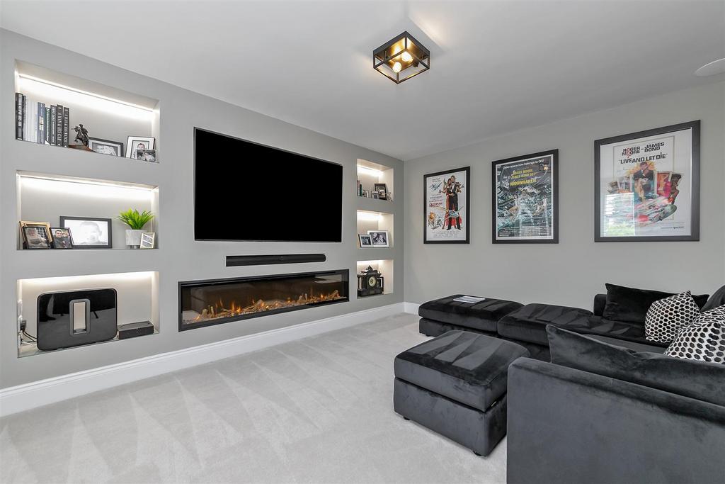 1 Ellenbrook Cres-12.jpg
