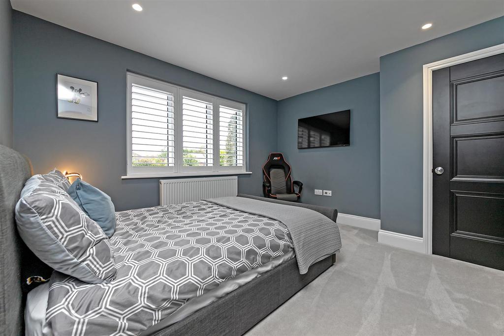 1 Ellenbrook Cres-76.jpg