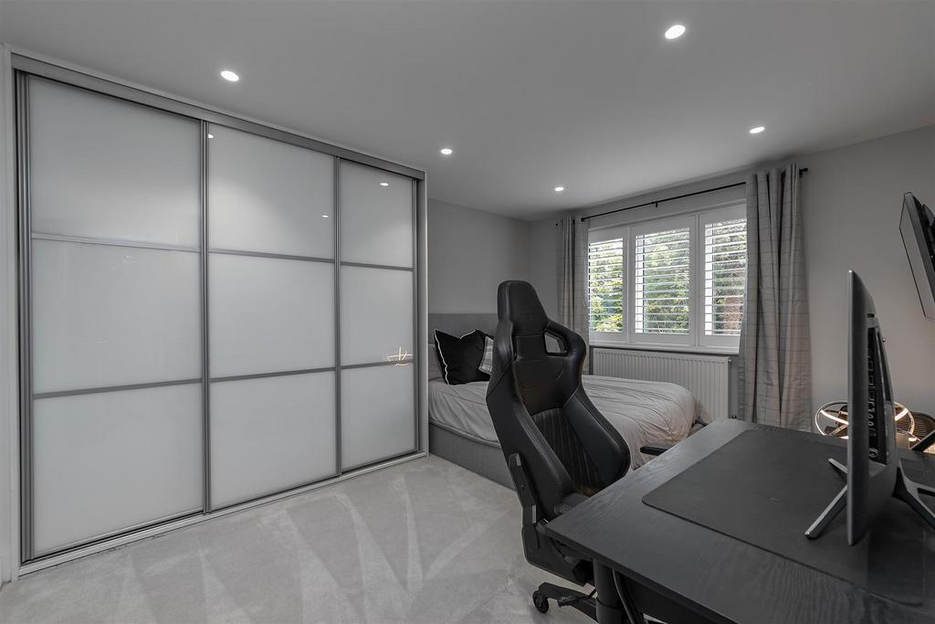 1 Ellenbrook Cres-74.jpg