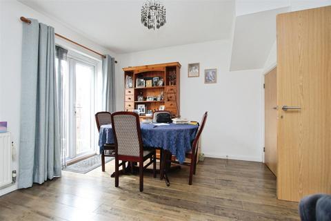 undefined, Barnfields Court, Sittingbourne
