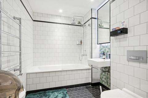 undefined, Bridgewater House, London City Island, E14