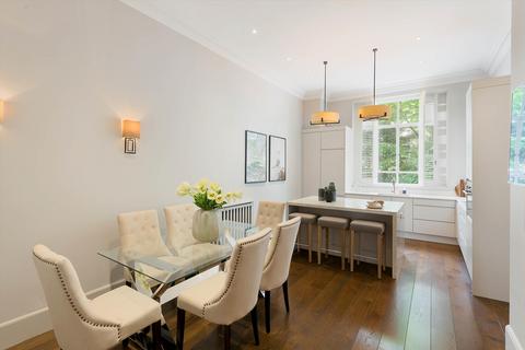 undefined, Eaton Square, Belgravia, London SW1W