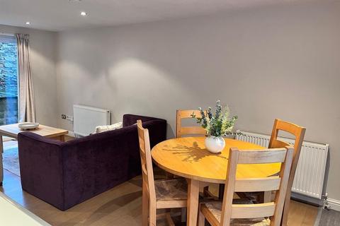 2 bedroom semi-detached house to rent, Totley Hall Lane, Sheffield S17