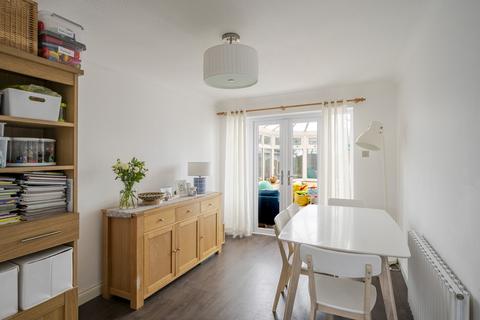 4 bedroom semi-detached house for sale, Dunfane, Billericay, CM11