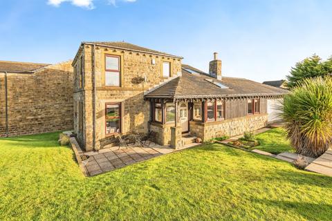 4 bedroom detached house for sale, Windmill View, Scholes, Holmfirth
