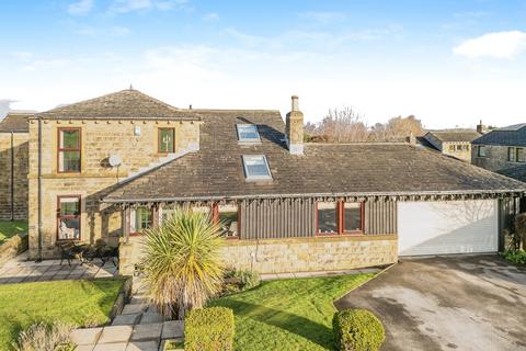 4 bedroom detached house for sale, Windmill View, Scholes, Holmfirth