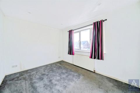 2 bedroom terraced house for sale, Redshaw Close, Buckinghamshire MK18