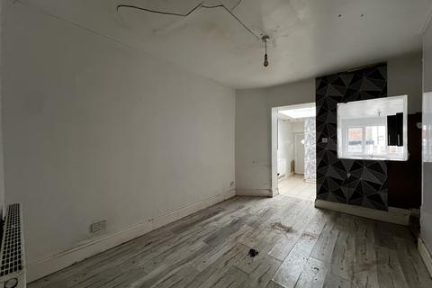 3 bedroom terraced house for sale, Kings Road, Ashton-Under-Lyne
