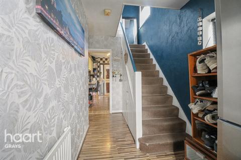 3 bedroom semi-detached house for sale, Stour Road, Grays