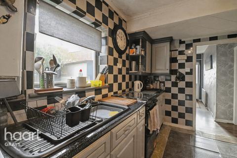 3 bedroom semi-detached house for sale, Stour Road, Grays