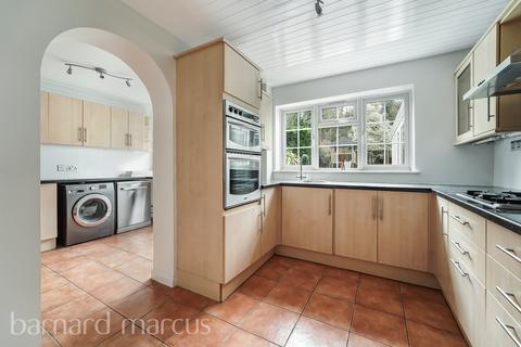undefined, Spencer Close, EPSOM