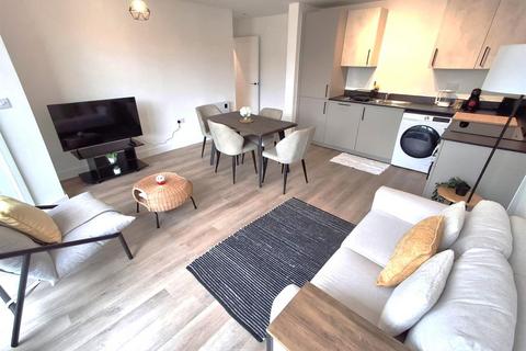 2 bedroom apartment to rent, Commercial Road, Poole