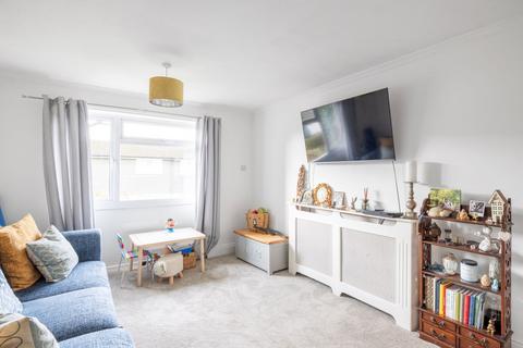 undefined, Dove Road, Tonbridge TN10