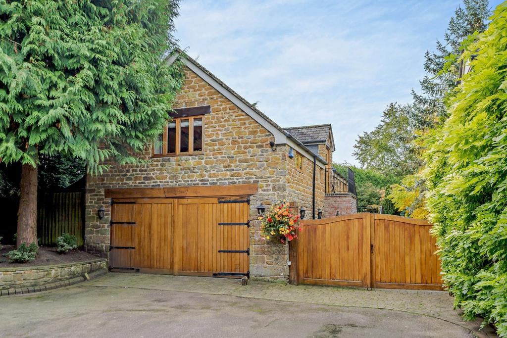 8573230-exterior3...