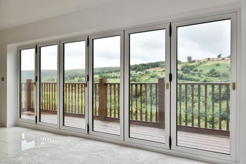 4 bedroom detached house for sale, Moriah Street, Bedlinog, Treharris