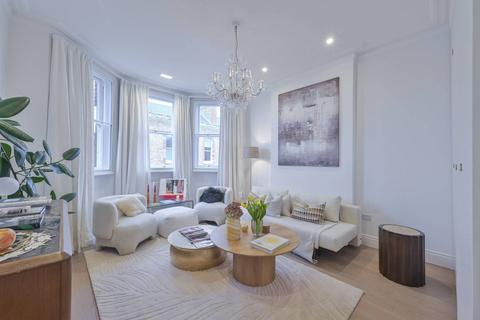 2 bedroom flat for sale, Trebovir Road, Earls Court, London, SW5