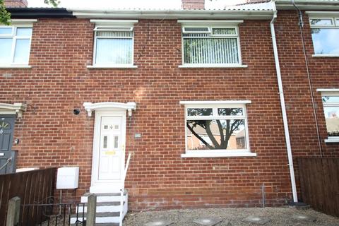 3 bedroom terraced house to rent, Mendip Avenue, Durham DH2