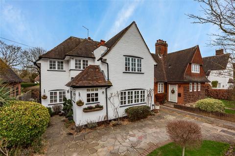Meadway, Gidea Park, RM2