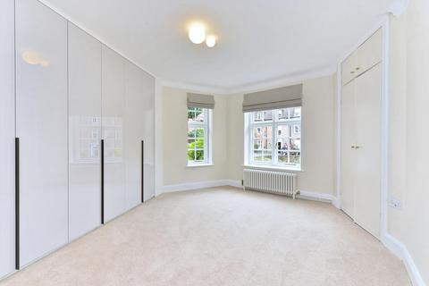 3 bedroom flat for sale, Hampstead Way, London, NW11
