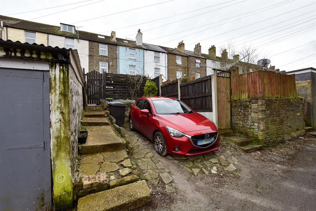 Driveway/Parking