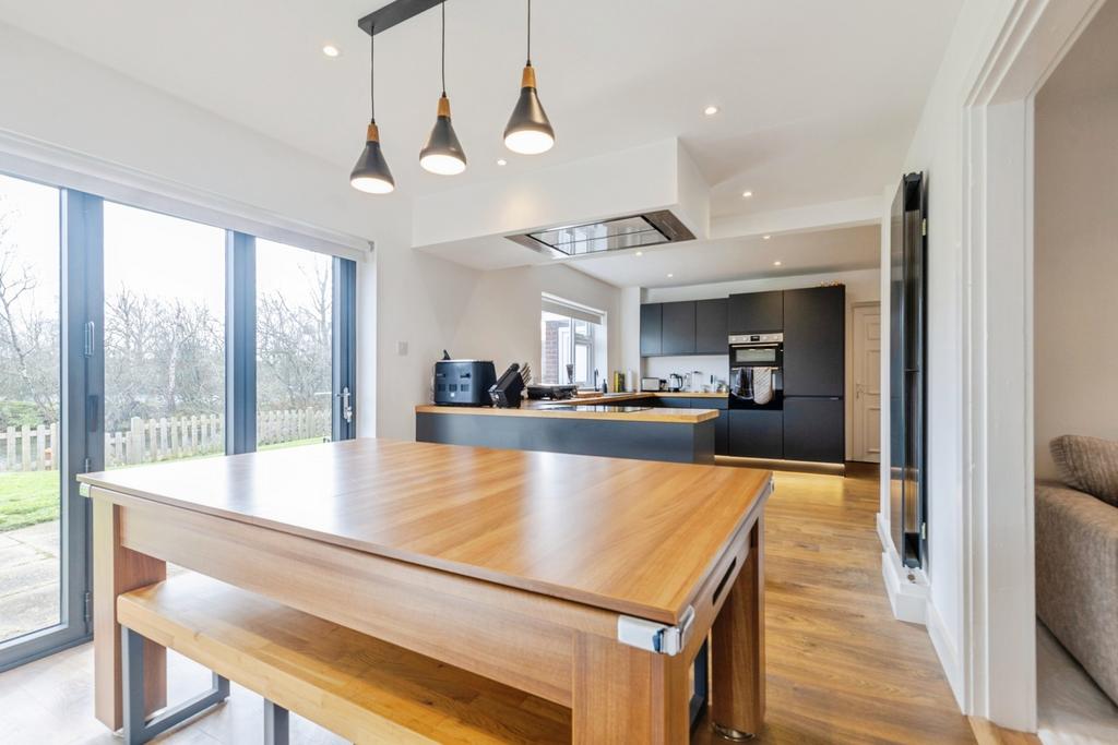 Kitchen/Dining Room