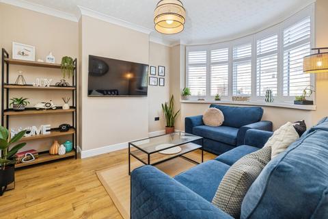 3 bedroom semi-detached house for sale, Western Crescent, Lincolnshire LN6