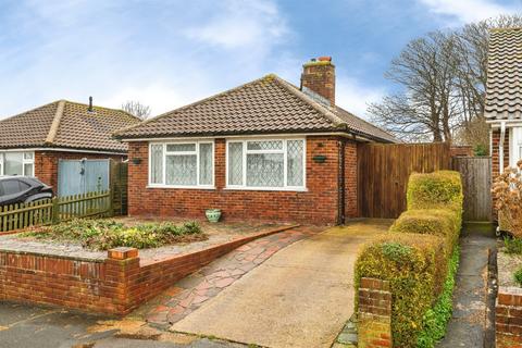 2 bedroom detached bungalow for sale, Upper Chyngton Gardens, Seaford