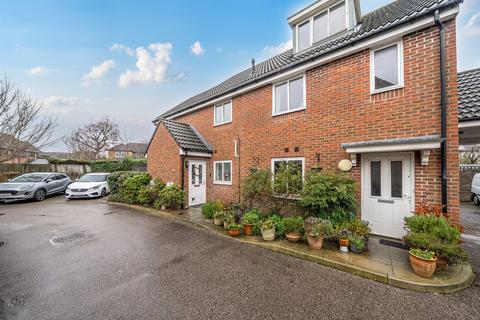 1 bedroom maisonette for sale, Keswick Close, St. Albans