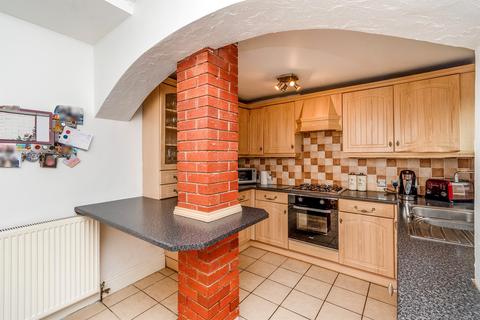 3 bedroom semi-detached house for sale, Newbolds Road, Wednesfield, Wolverhampton
