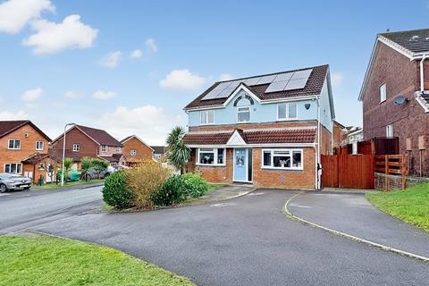 4 bedroom detached house for sale, Church Village, Pontypridd CF38