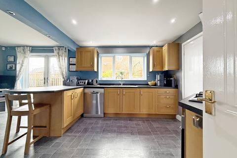 4 bedroom detached house for sale, Church Village, Pontypridd CF38