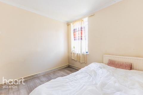 undefined, Kingswood Estate, London