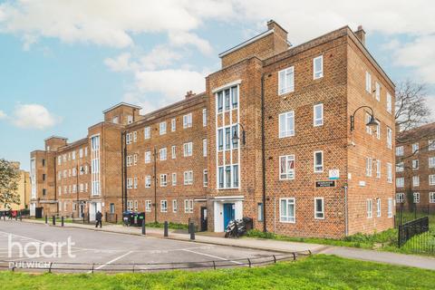 undefined, Kingswood Estate, London