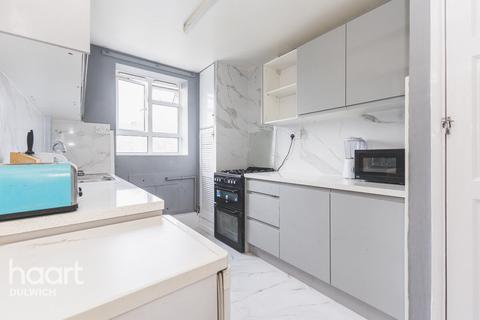 undefined, Kingswood Estate, London