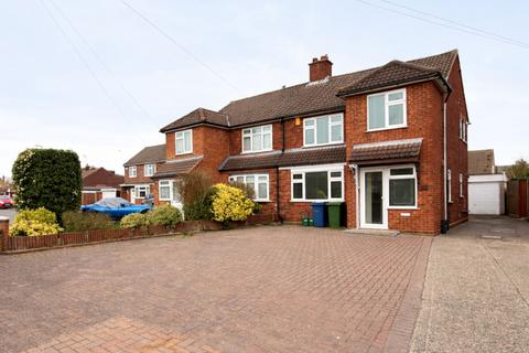 3 bedroom semi-detached house to rent, Monks Haven, Stanford-Le-Hope, SS17