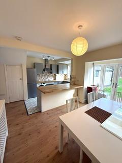 2 bedroom semi-detached house to rent, Carrholm Drive, Leeds LS7