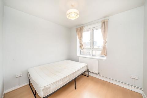 4 bedroom flat to rent, Marmont Road, London SE15