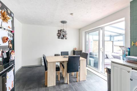 3 bedroom detached house for sale, Muirfield Road, Wellingborough