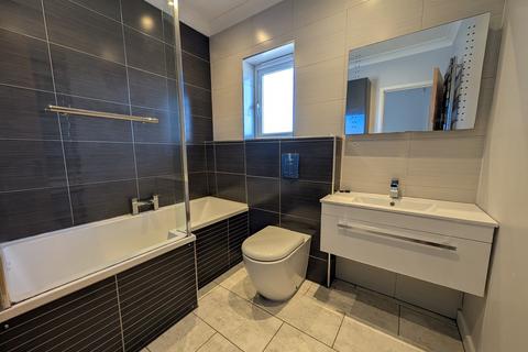 3 bedroom semi-detached house for sale, Abbey Road, Leiston