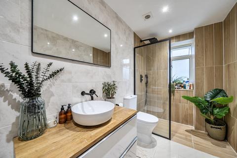 2 bedroom flat for sale, Crystal Palace Road, East Dulwich, London, SE22
