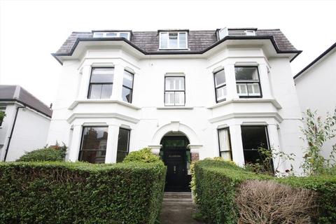 undefined, Avenue Crescent, London W3