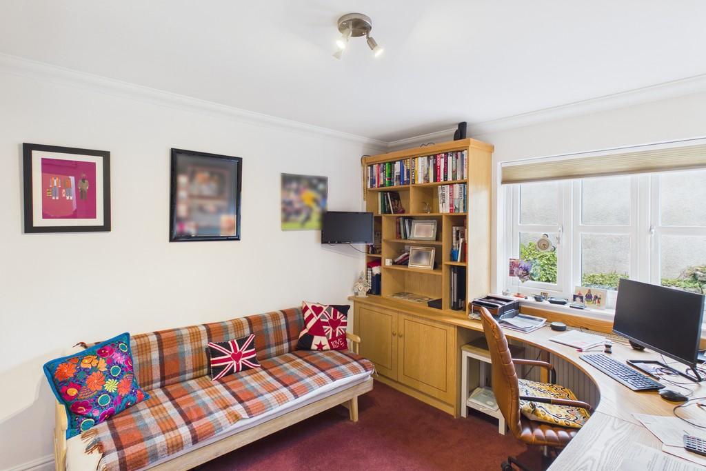 Bedroom 3 / office