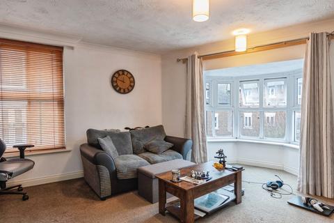 2 bedroom flat for sale, Riverside Place, Fordingbridge