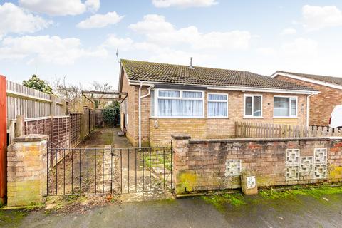 undefined, Warren Close, Irchester NN29