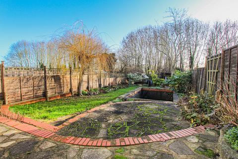 undefined, Allen Road, Irthlingborough NN9