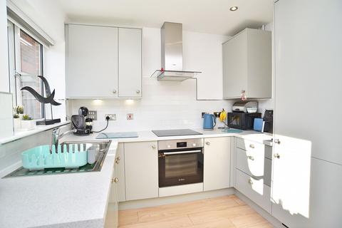 2 bedroom end of terrace house for sale, Bramble Drive, Harrogate, HG1