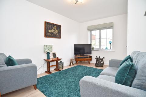 2 bedroom end of terrace house for sale, Bramble Drive, Harrogate, HG1