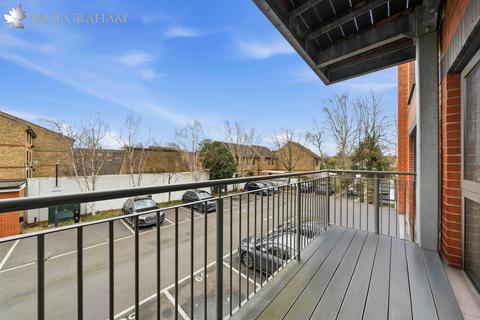 undefined, Mill Green Road, Mitcham
